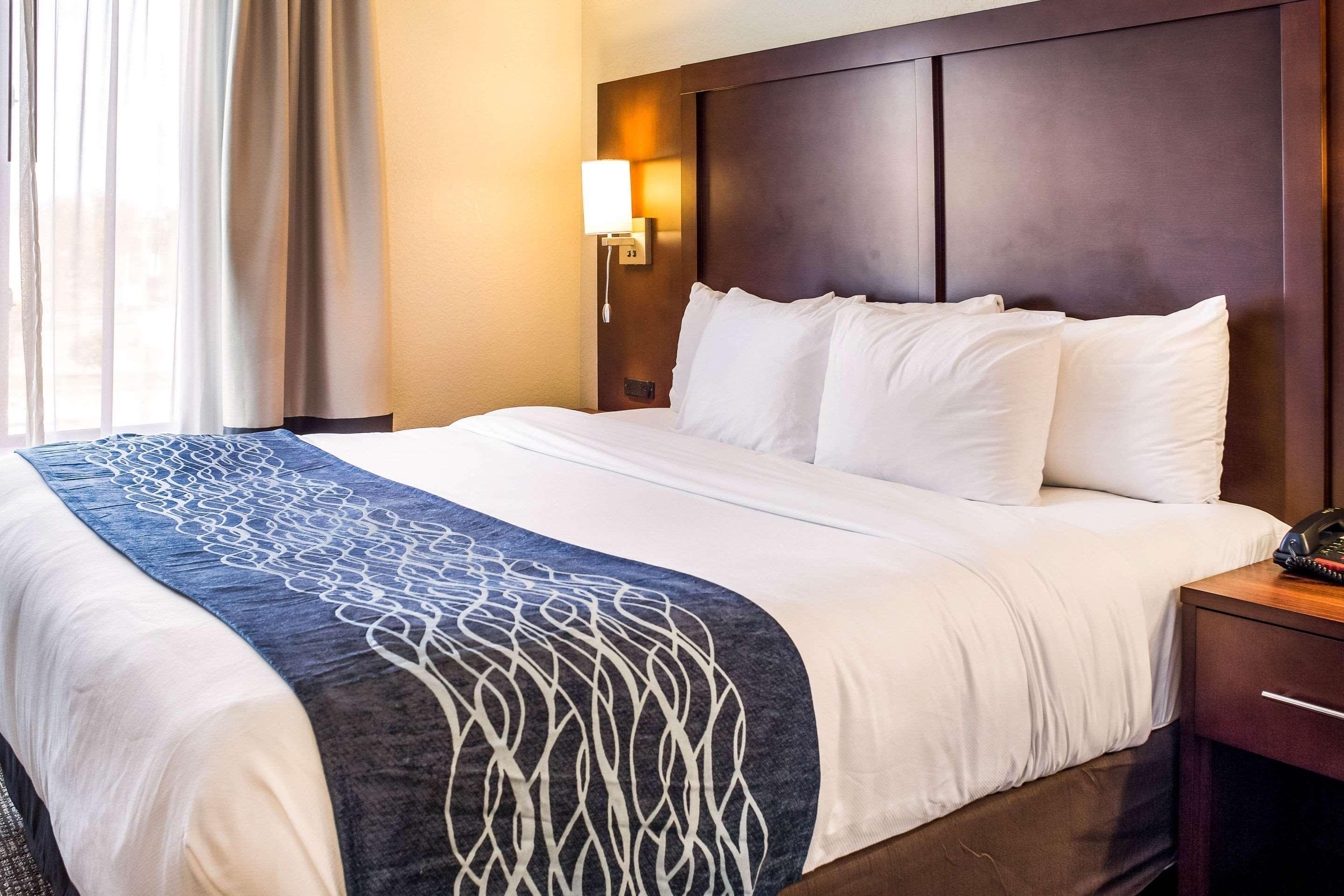 Comfort Inn & Suites Niagara Falls Blvd Usa Εξωτερικό φωτογραφία